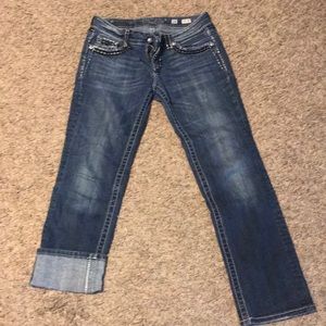 Womens Miss Me Easy Capri